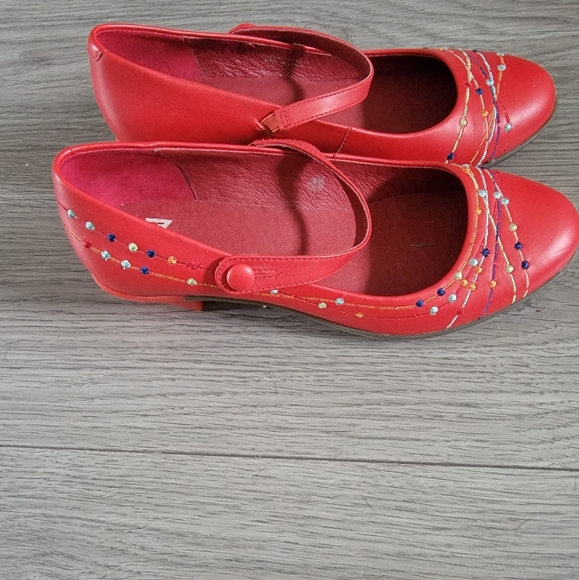 Camper Twins - Picture 2 of 5